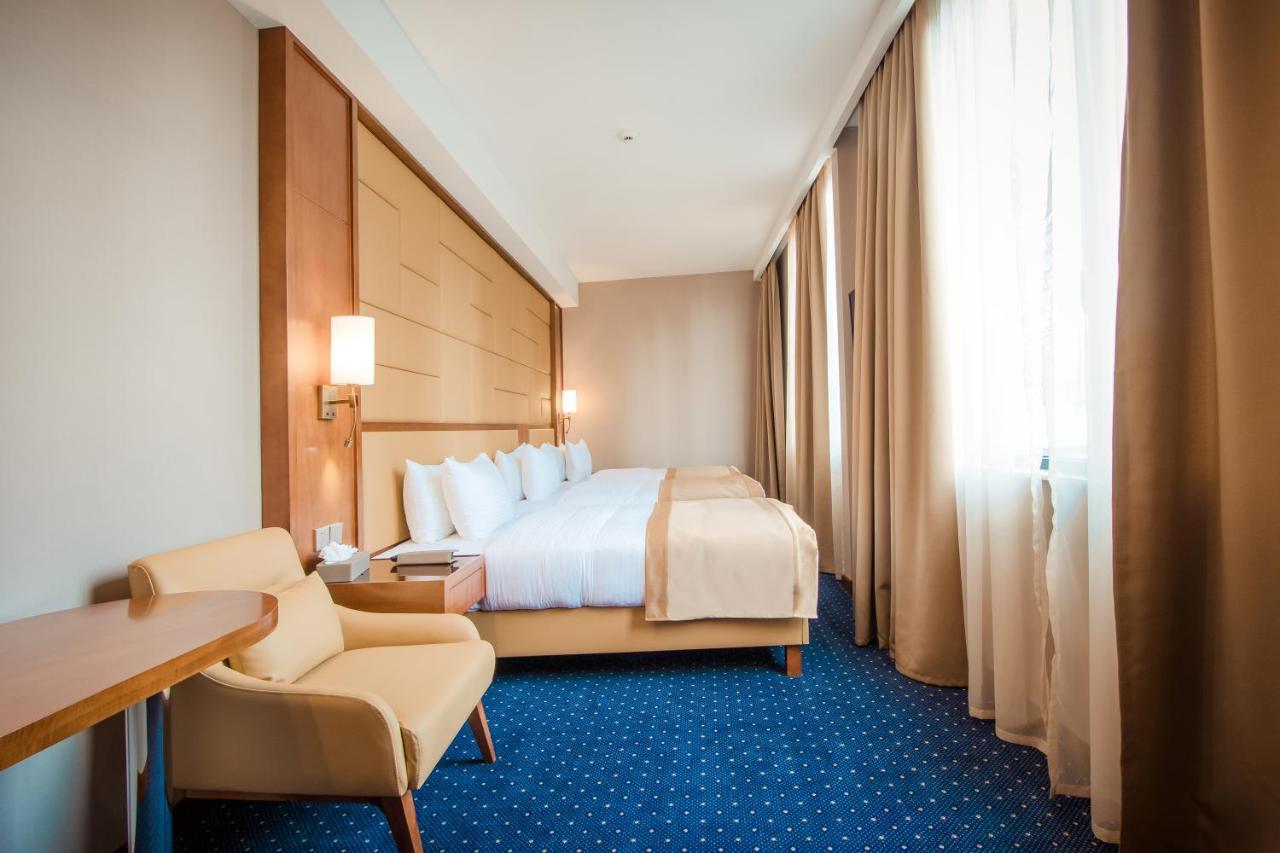 New Tiflis Hotel Exterior photo