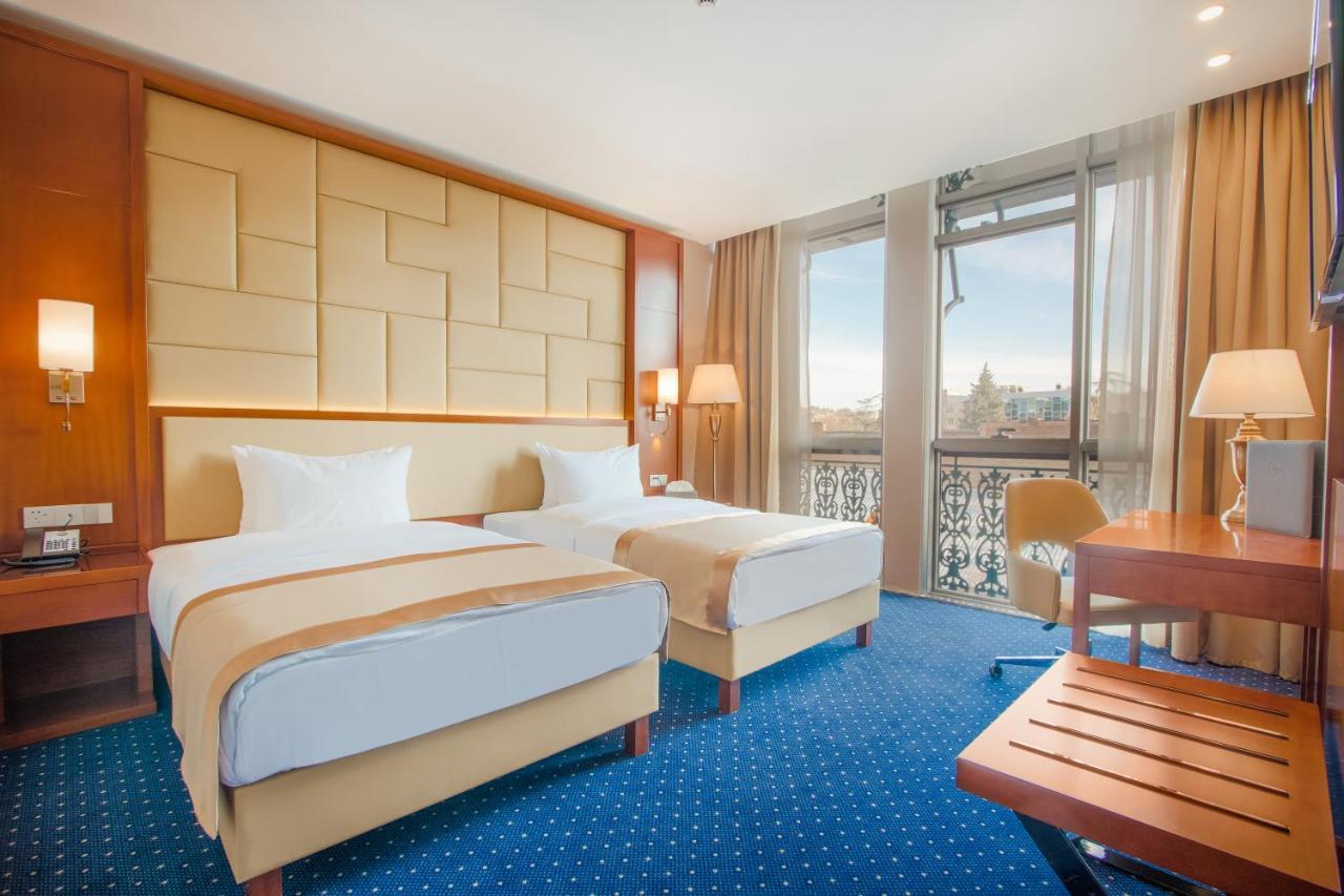New Tiflis Hotel Exterior photo